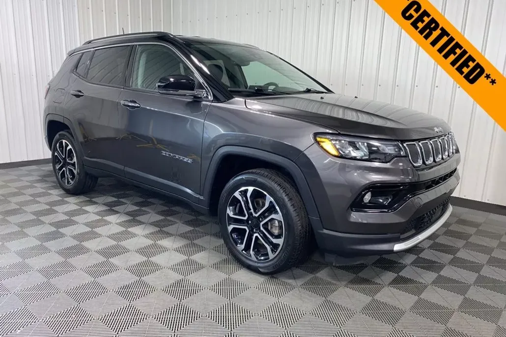 2022 Jeep Compass Limited photo 1