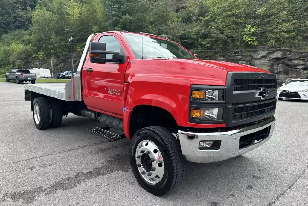 2024 Chevrolet Silverado 5500HD Work Truck photo 1