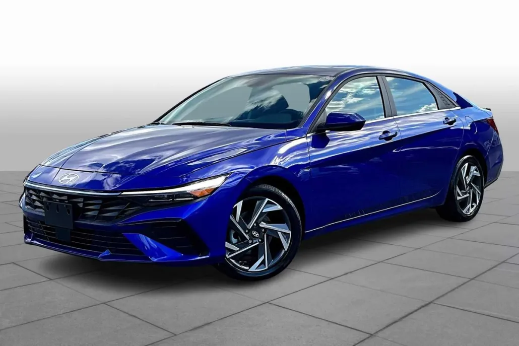 2024 Hyundai Elantra SEL Convenience photo 1