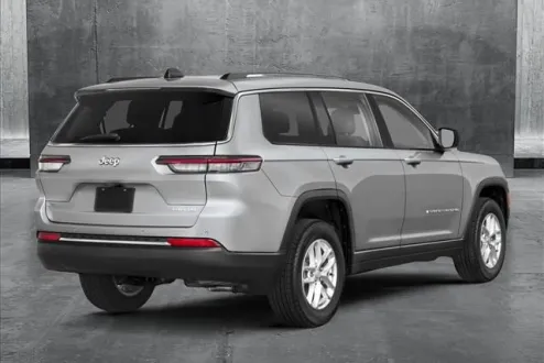 2025 Jeep Grand Cherokee L photo 2