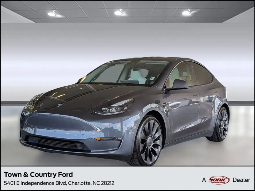 2023 Tesla Model Y Performance photo 1