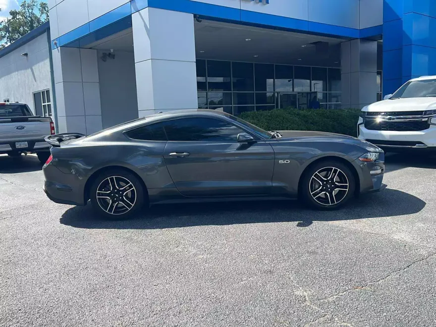 2020 Ford Mustang GT Premium photo 1