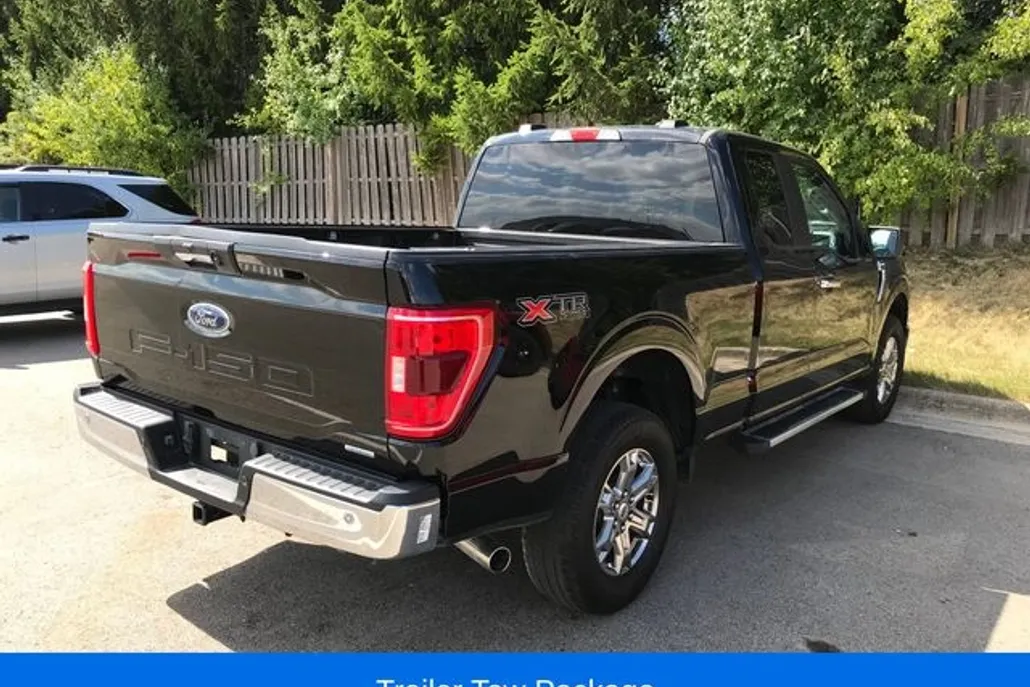2023 Ford F-150 XLT photo 1