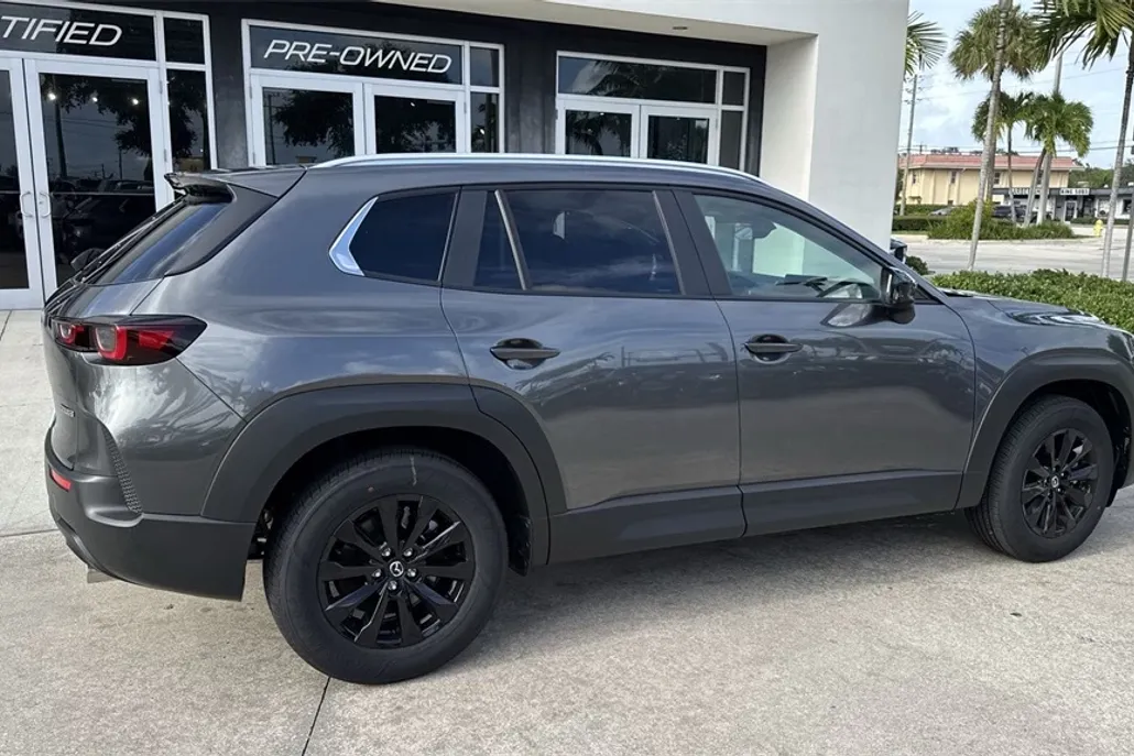 2025 Mazda CX-50 2.5 S Preferred photo 1