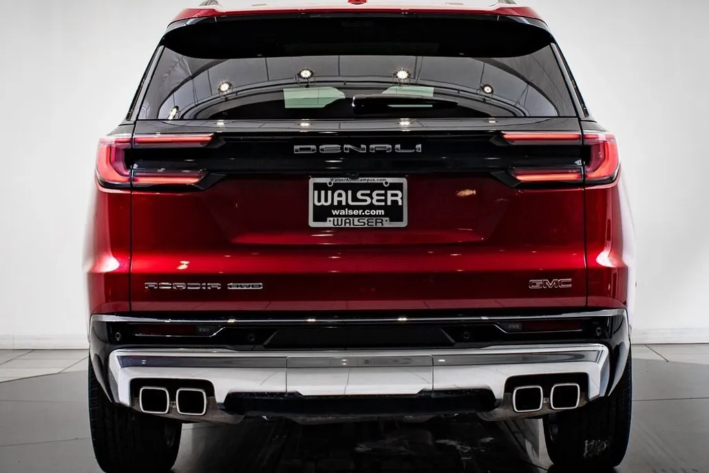 2024 Gmc Acadia Denali photo 1