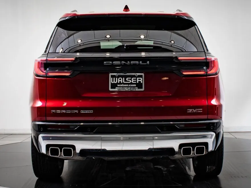 2024 Gmc Acadia Denali photo 1