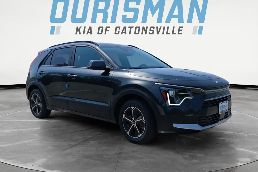 2025 Kia Niro EX photo 1