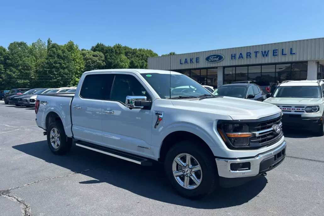 2025 Ford F-150 XLT photo 1
