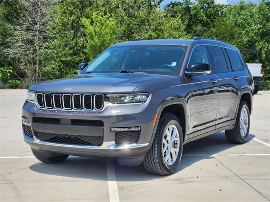 2022 Jeep Grand Cherokee Limited photo 1