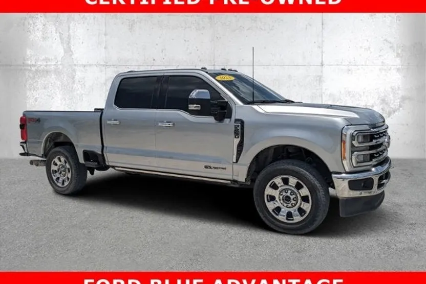 2023 Ford F-250 Lariat photo 1