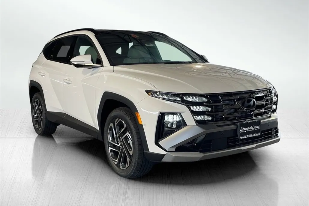 2025 Hyundai Tucson Limited photo 1