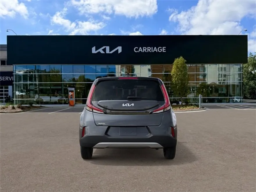 2025 Kia Soul LX photo 1