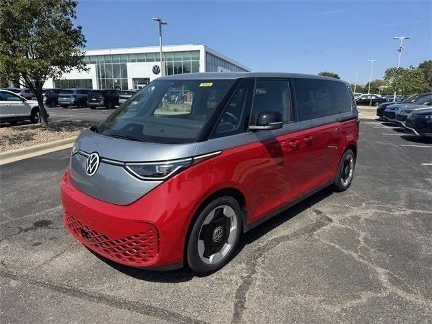 2025 Volkswagen ID. Buzz Pro S photo 1