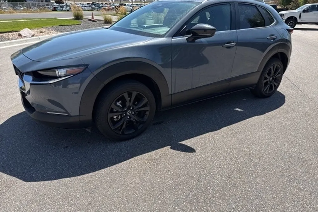 2025 Mazda CX-30 2.5 S Carbon photo 1
