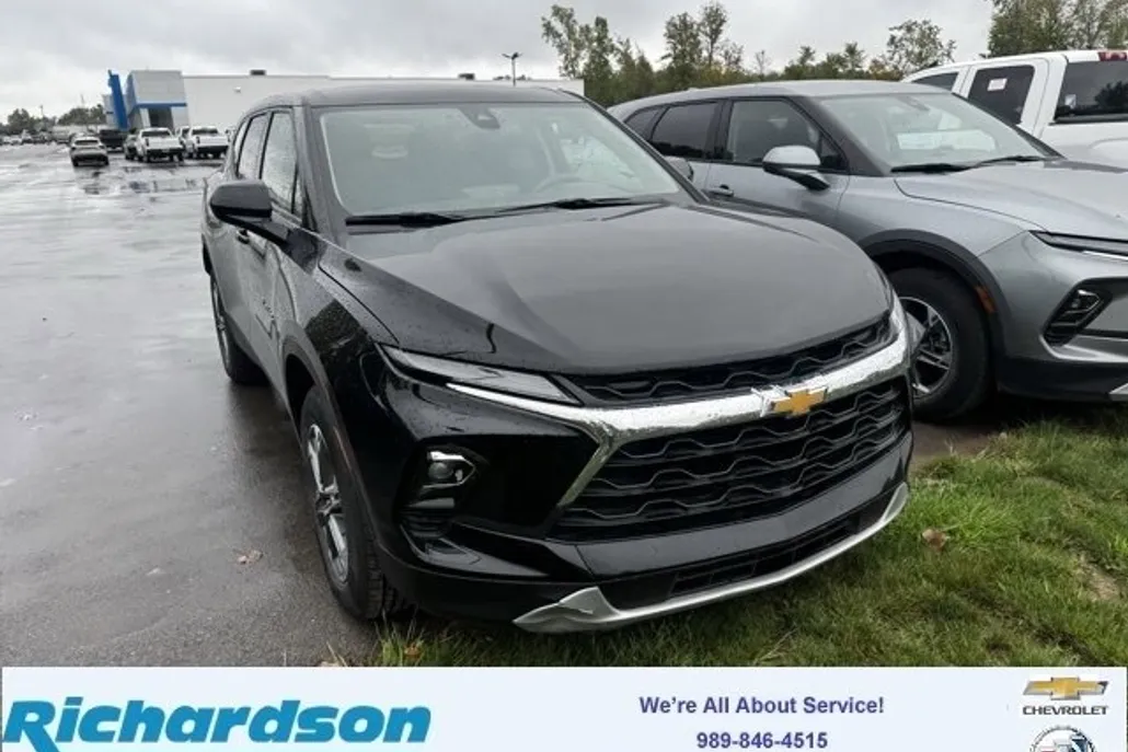 2025 Chevrolet Blazer 2LT photo 1