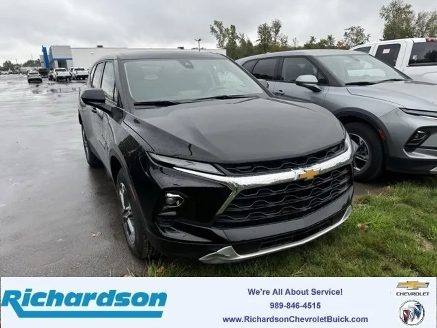 2025 Chevrolet Blazer 2LT photo 1