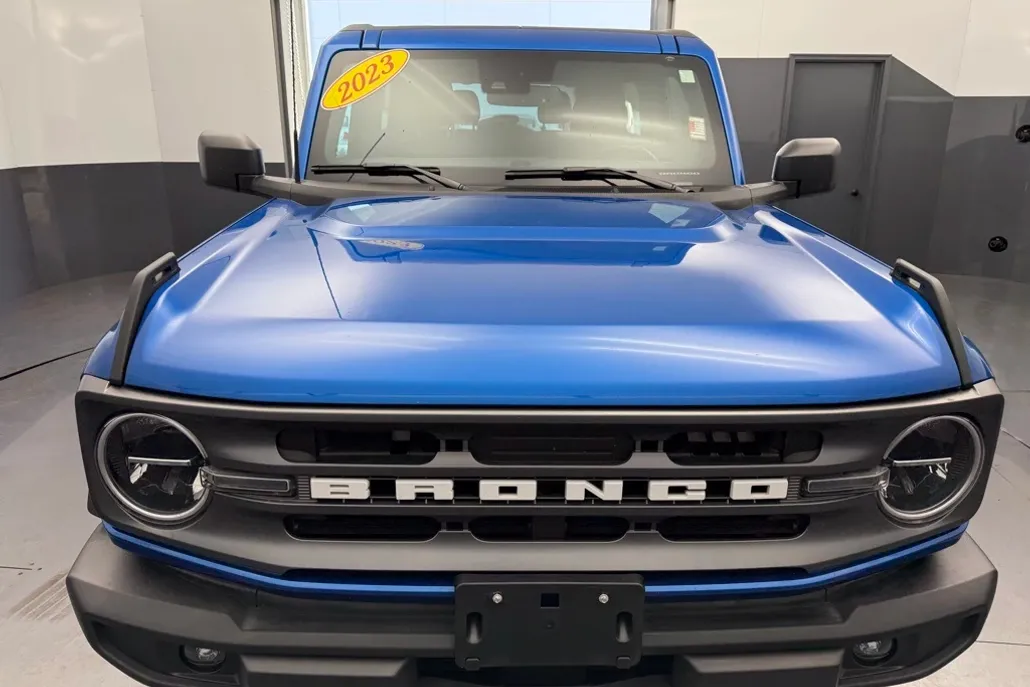 2023 Ford Bronco Big Bend photo 1