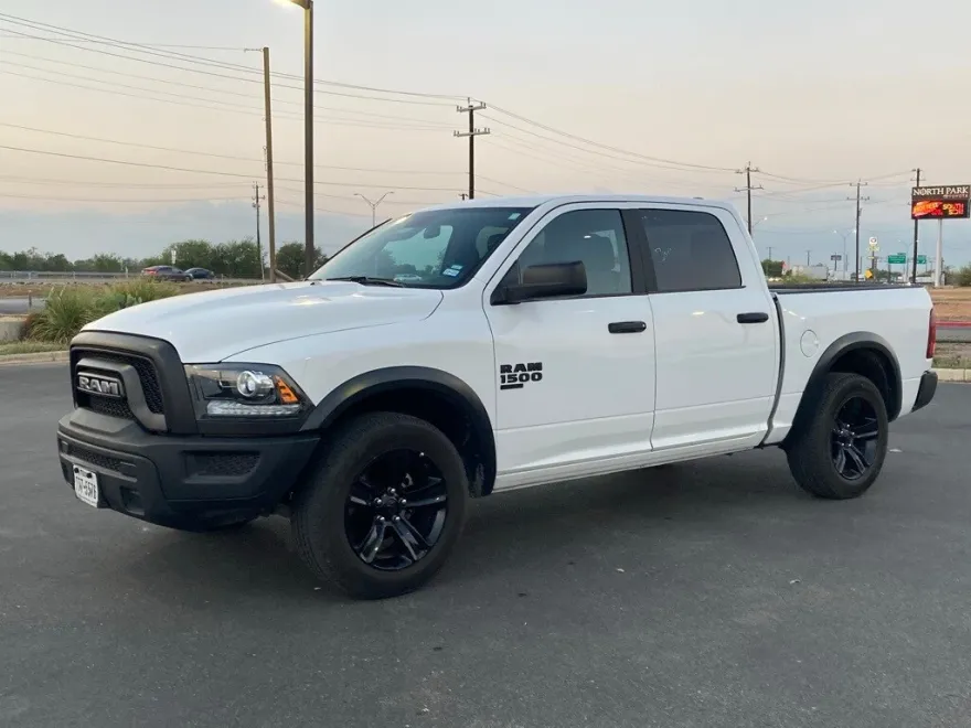 2024 Ram 1500 Classic Warlock photo 1