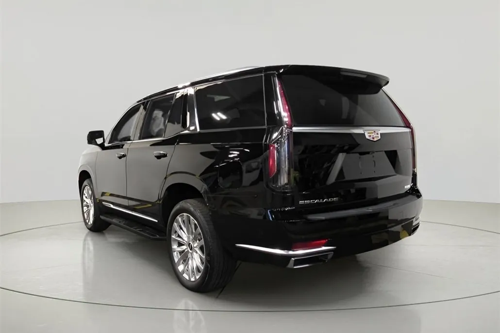 2024 Cadillac Escalade Premium Luxury photo 1