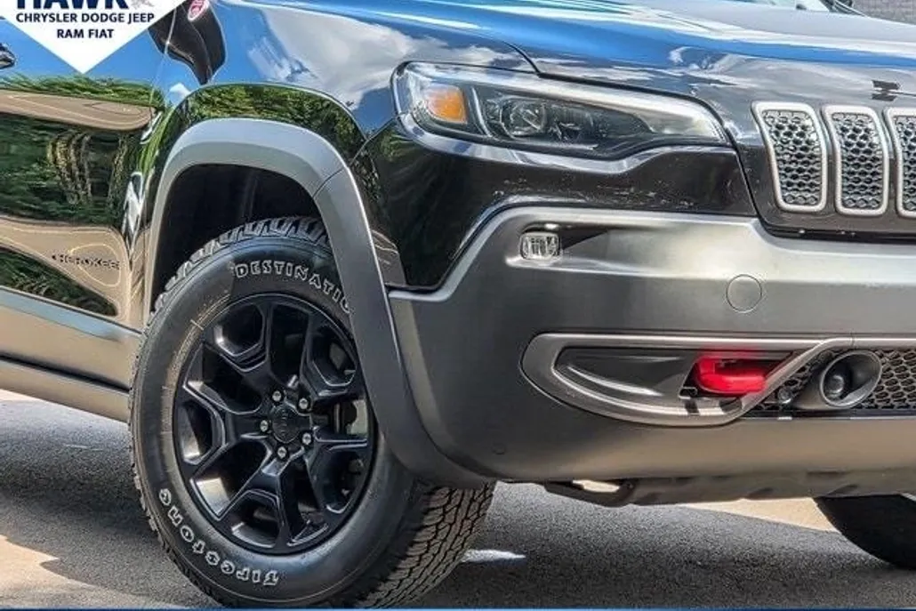 2022 Jeep Cherokee Trailhawk photo 1