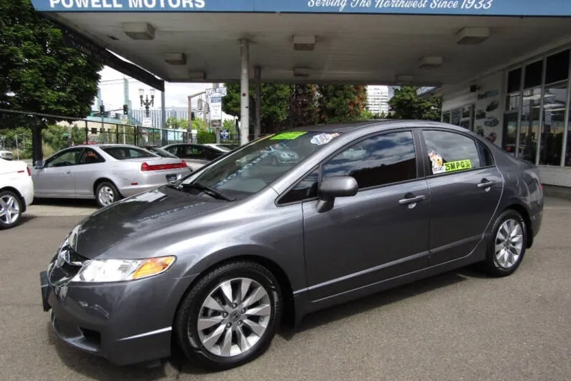 2010 Honda Civic EX photo 1