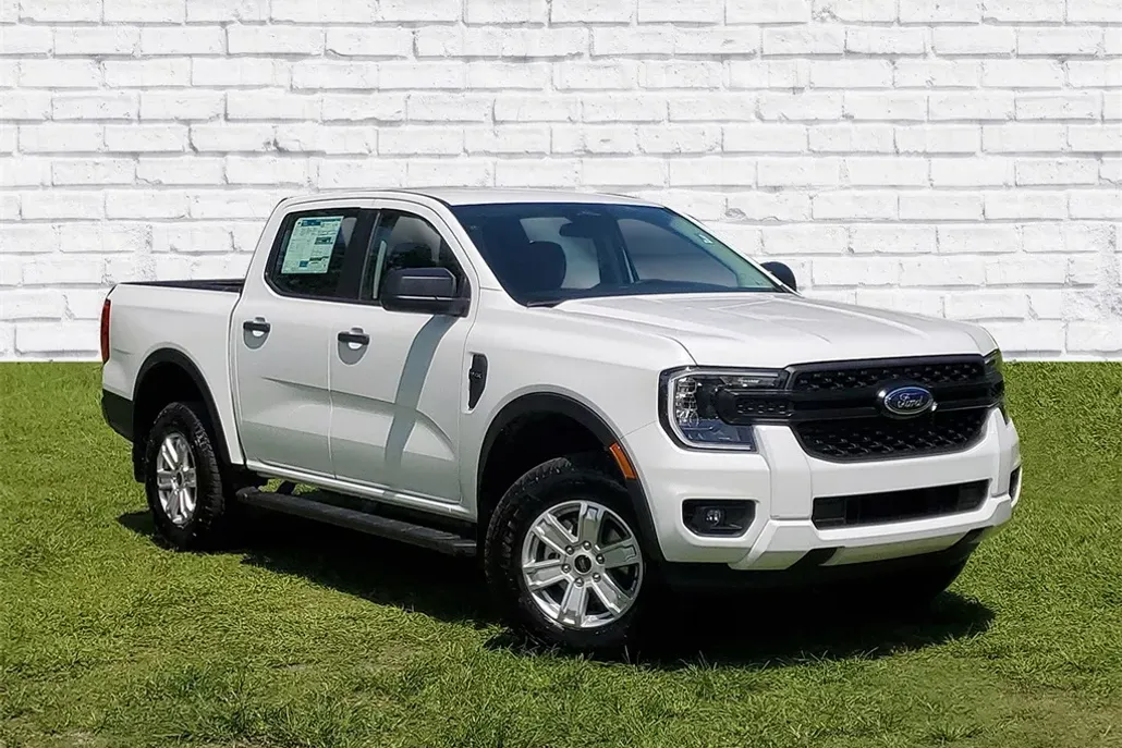 2025 Ford Ranger XL photo 1