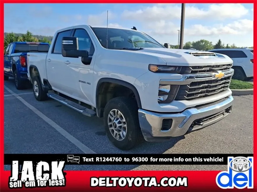 2024 Chevrolet Silverado 2500HD LT photo 1