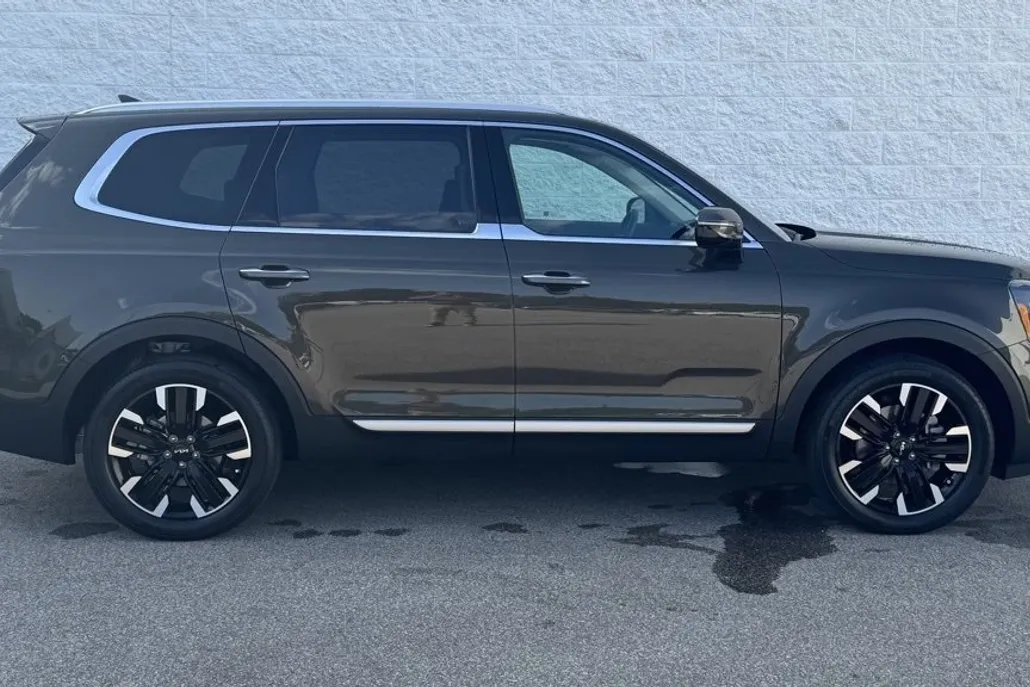 2025 Kia Telluride photo 1