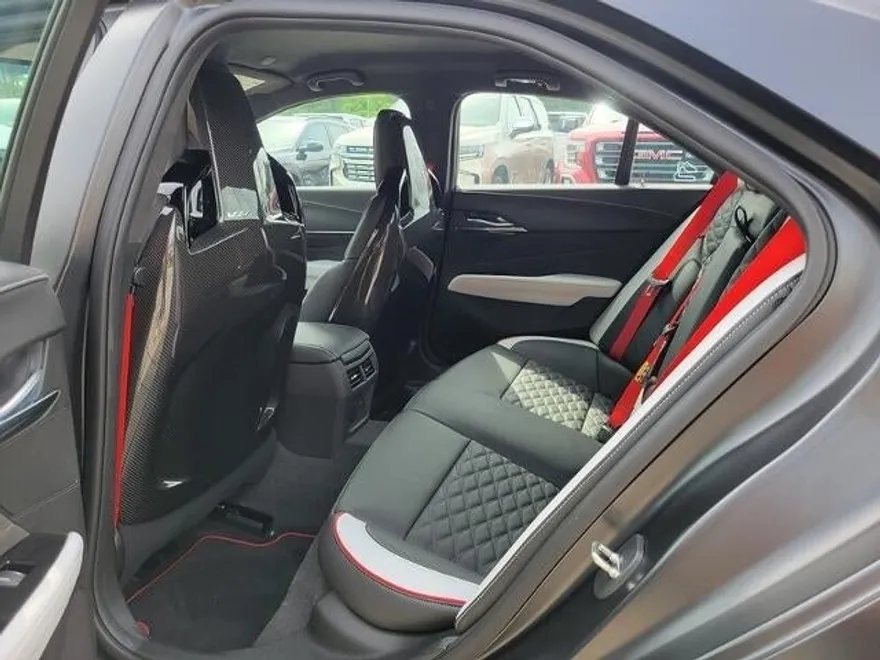 2023 Cadillac CT4 photo 1