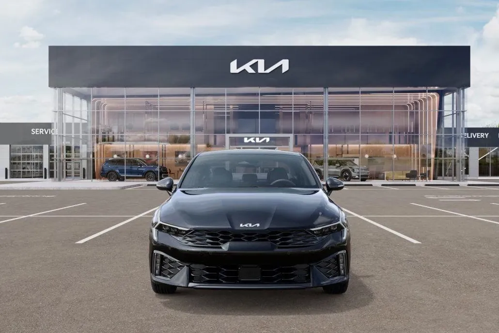 2026 Kia K5 GT-Line photo 1