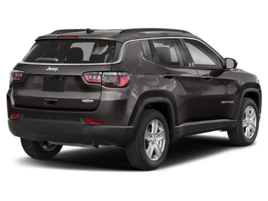 2022 Jeep Compass Latitude photo 1