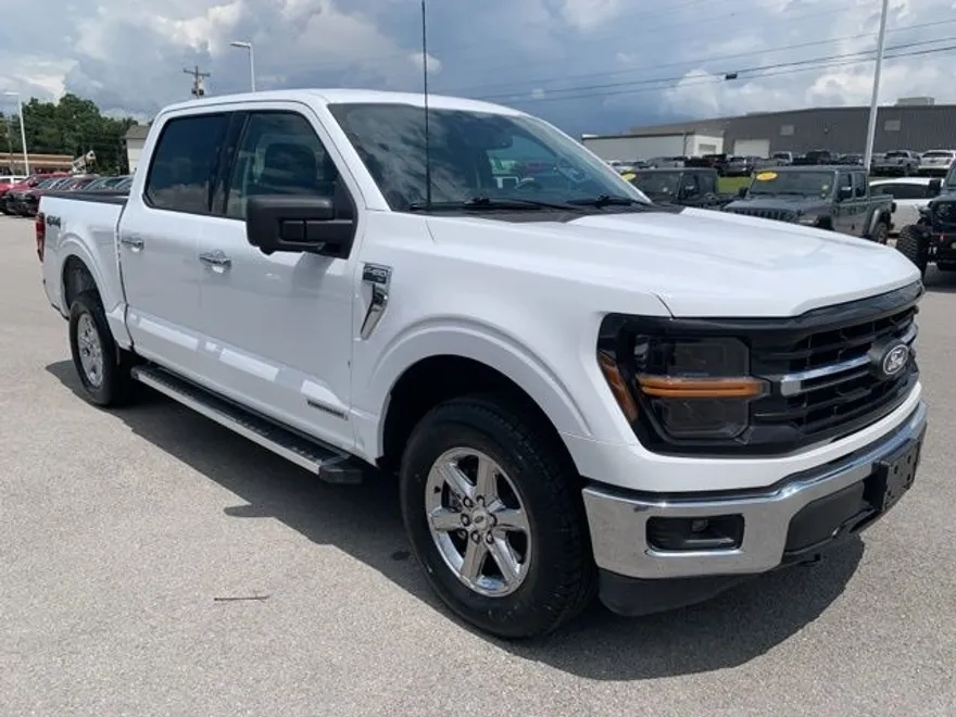 2024 Ford F-150 XLT photo 1