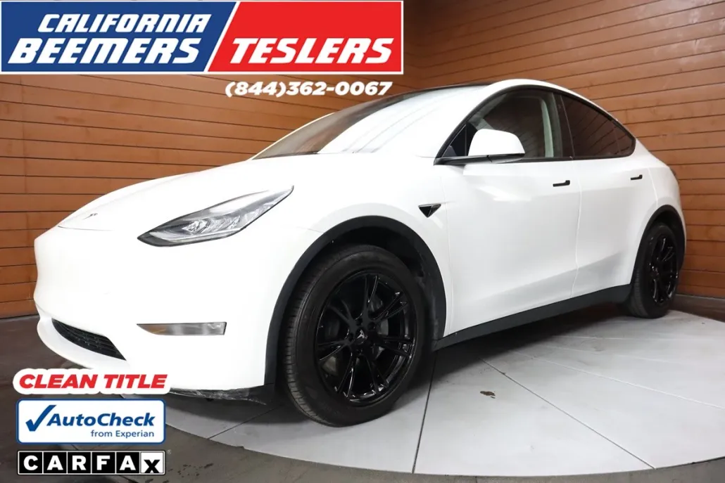 2021 Tesla Model Y Long Range photo 1