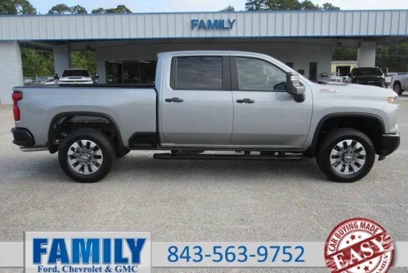 2024 Chevrolet Silverado 2500HD Custom photo 1