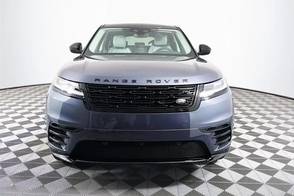 2025 Land Rover Range Rover Velar SE photo 1