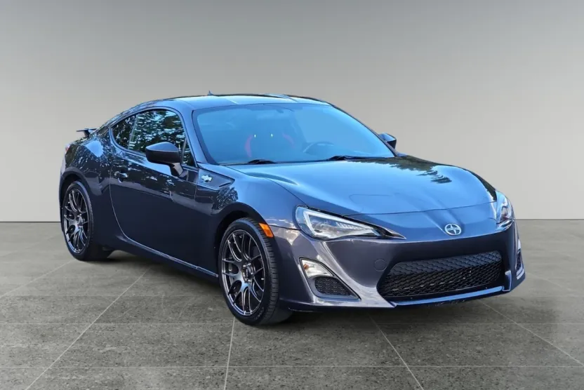 2013 Scion FR-S photo 1