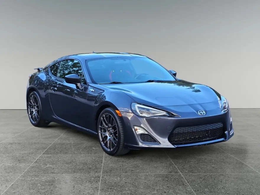 2013 Scion FR-S photo 1
