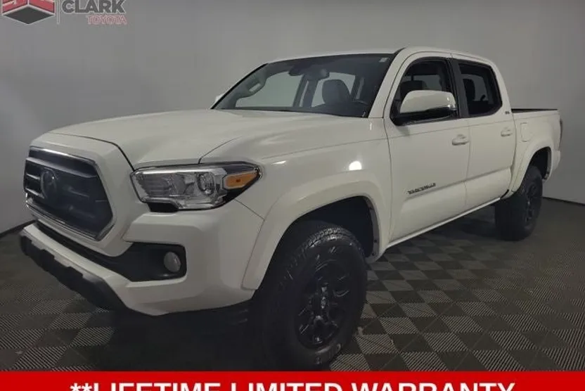 2022 Toyota Tacoma SR5 V6 photo 1