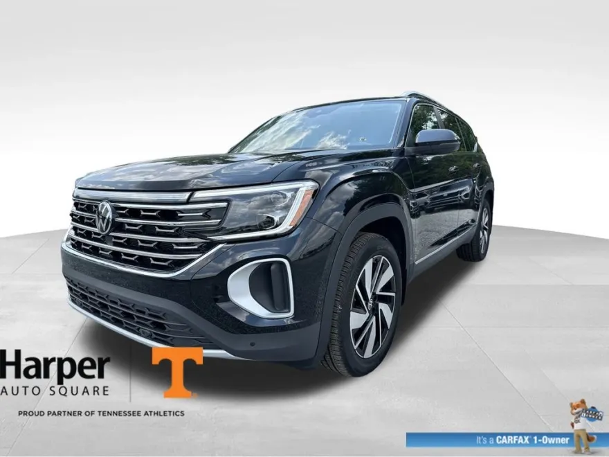 2025 Volkswagen Atlas SEL photo 1