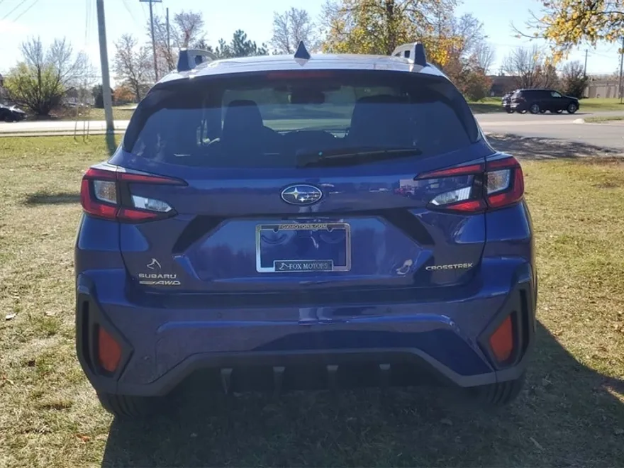 2024 Subaru Crosstrek Limited photo 1