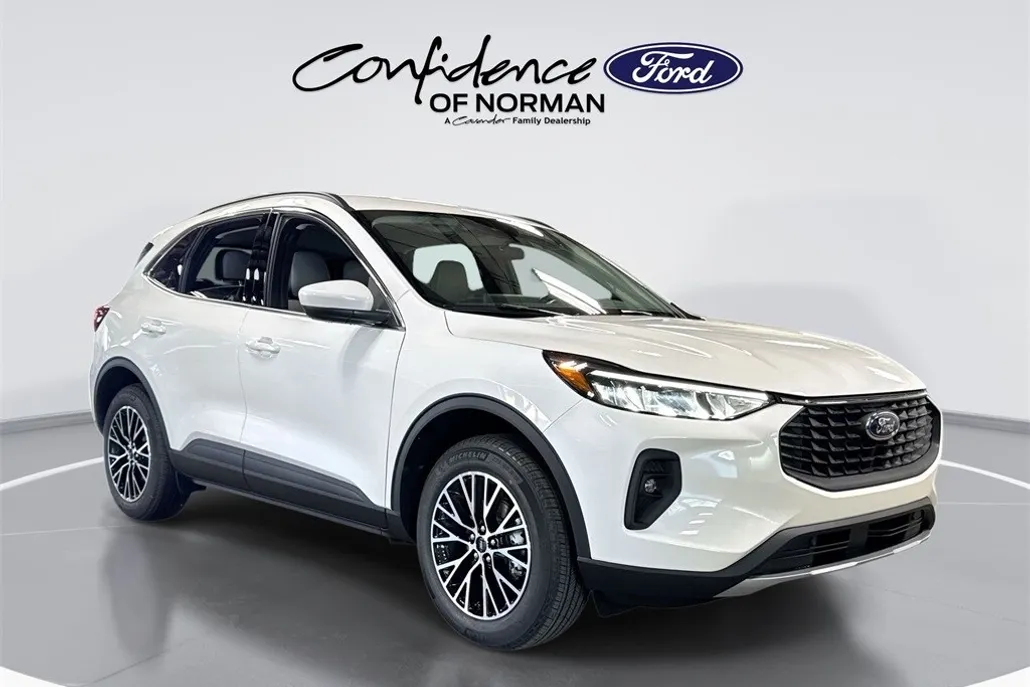 2025 Ford Escape Plug-In Hybrid photo 1
