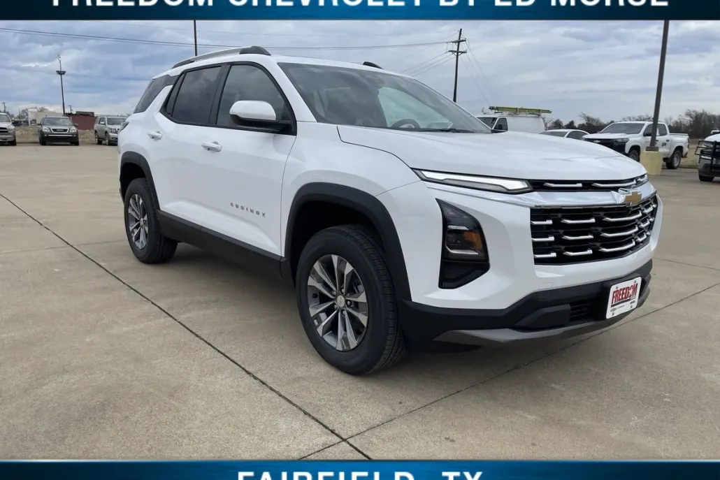2025 Chevrolet Equinox LT photo 1