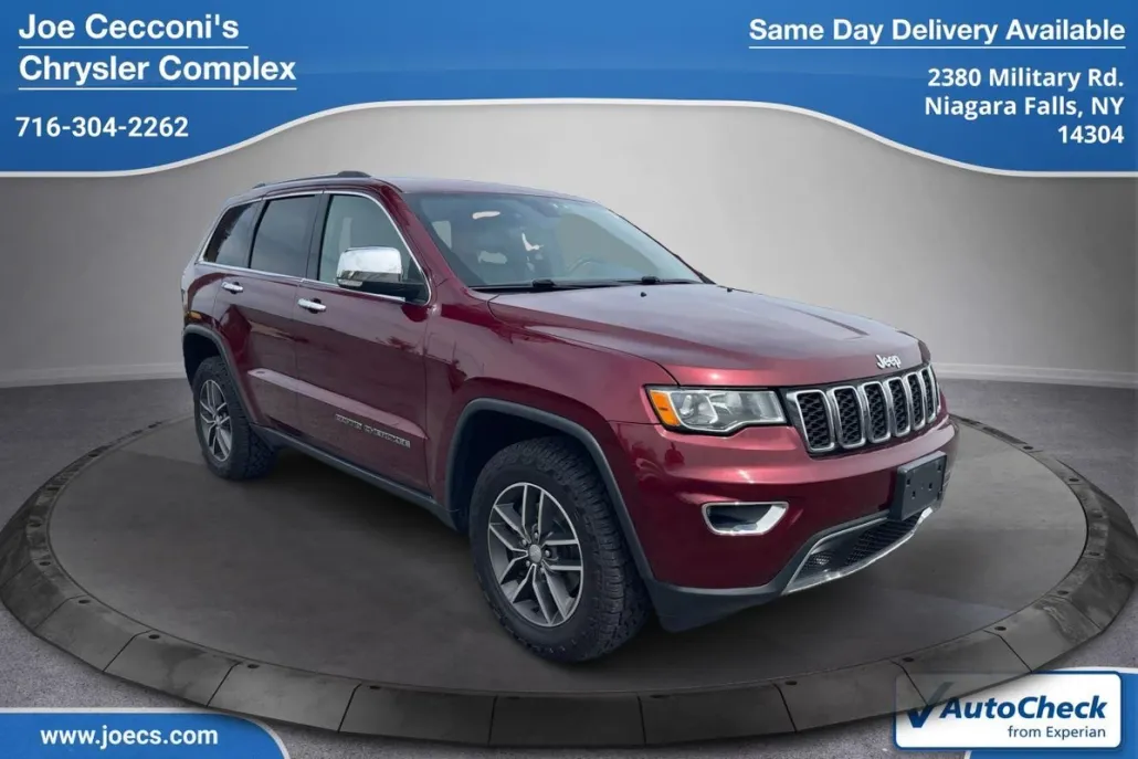 2017 Jeep Grand Cherokee Limited photo 1