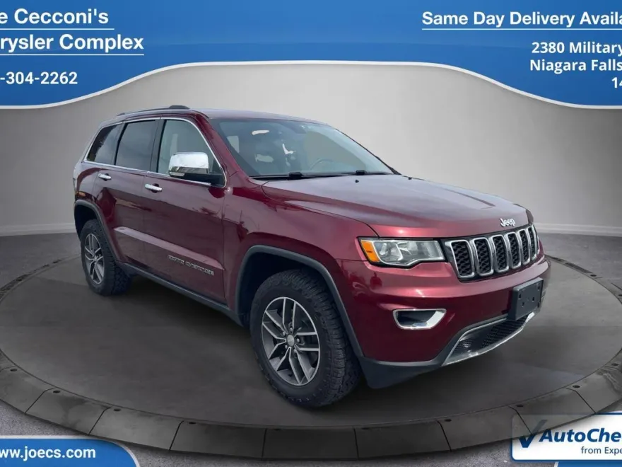 2017 Jeep Grand Cherokee Limited photo 1