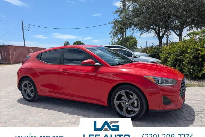 2019 Hyundai Veloster 2.0L Premium photo 1