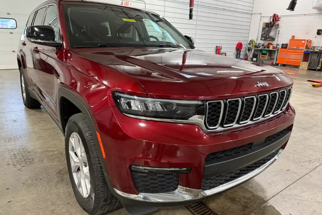 2021 Jeep Grand Cherokee L photo 1