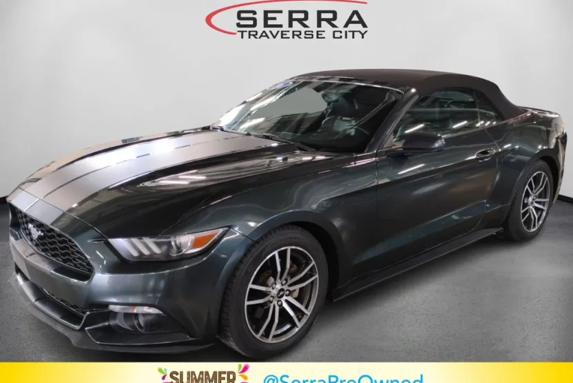 2016 Ford Mustang EcoBoost Premium photo 1