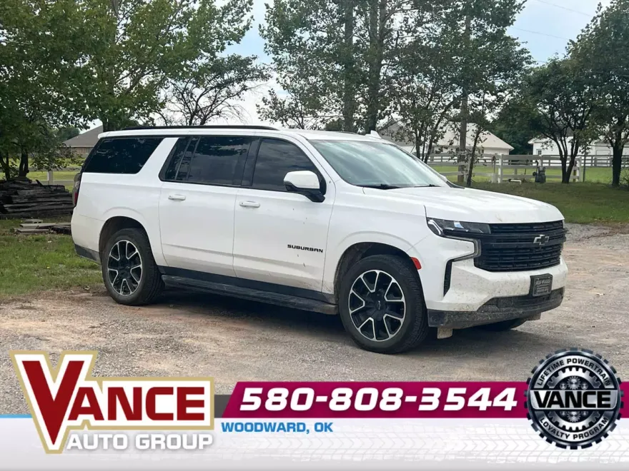 2024 Chevrolet Suburban RST photo 1