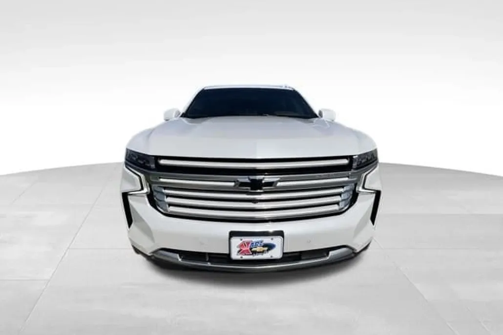 2021 Chevrolet Suburban High Country photo 1