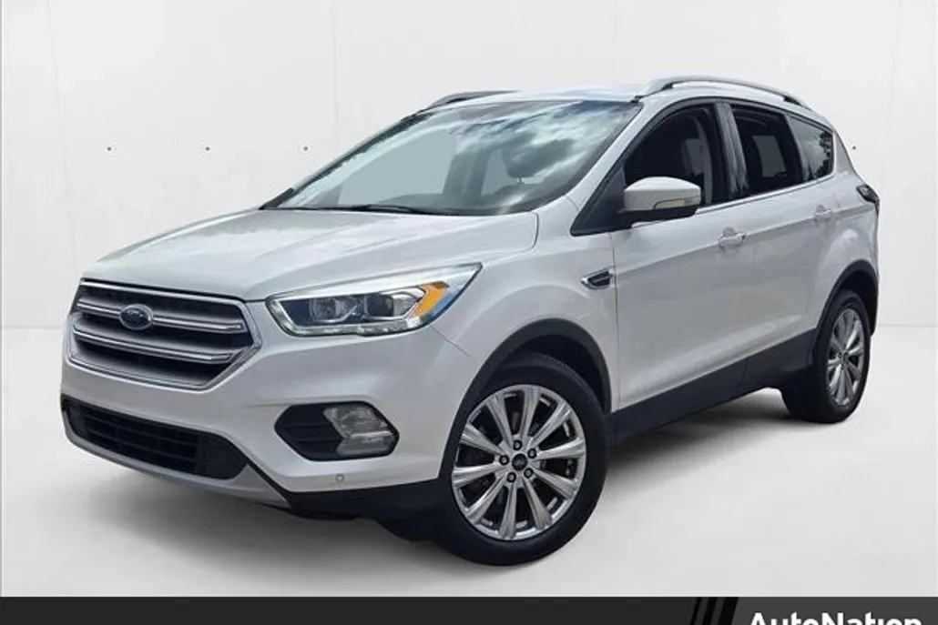 2017 Ford Escape Titanium photo 1
